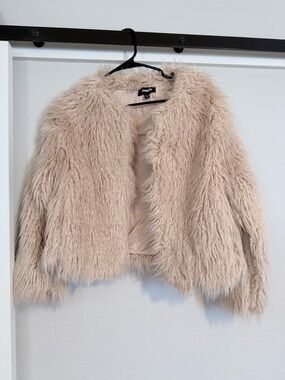 Express Plush Faux Fur Jacket in Blush